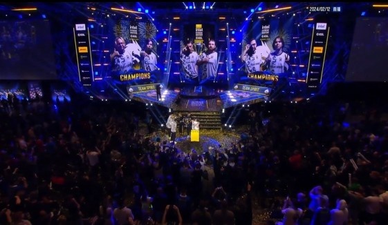 jL回应对NAVI质疑：没有火力输出和明星选手的二线队哈哈